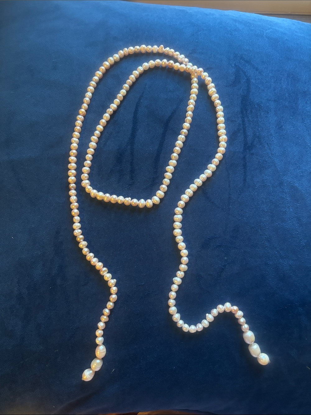 Classic fresh water Pearl Strand Lariat Necklace in Ivory